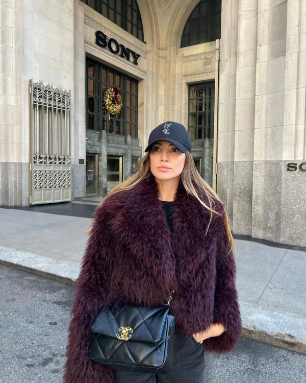 Aurrelia | Burgundy Faux Fur Coat