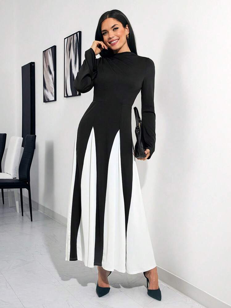 Aurrelia | Éclat Contrast Midi Dress