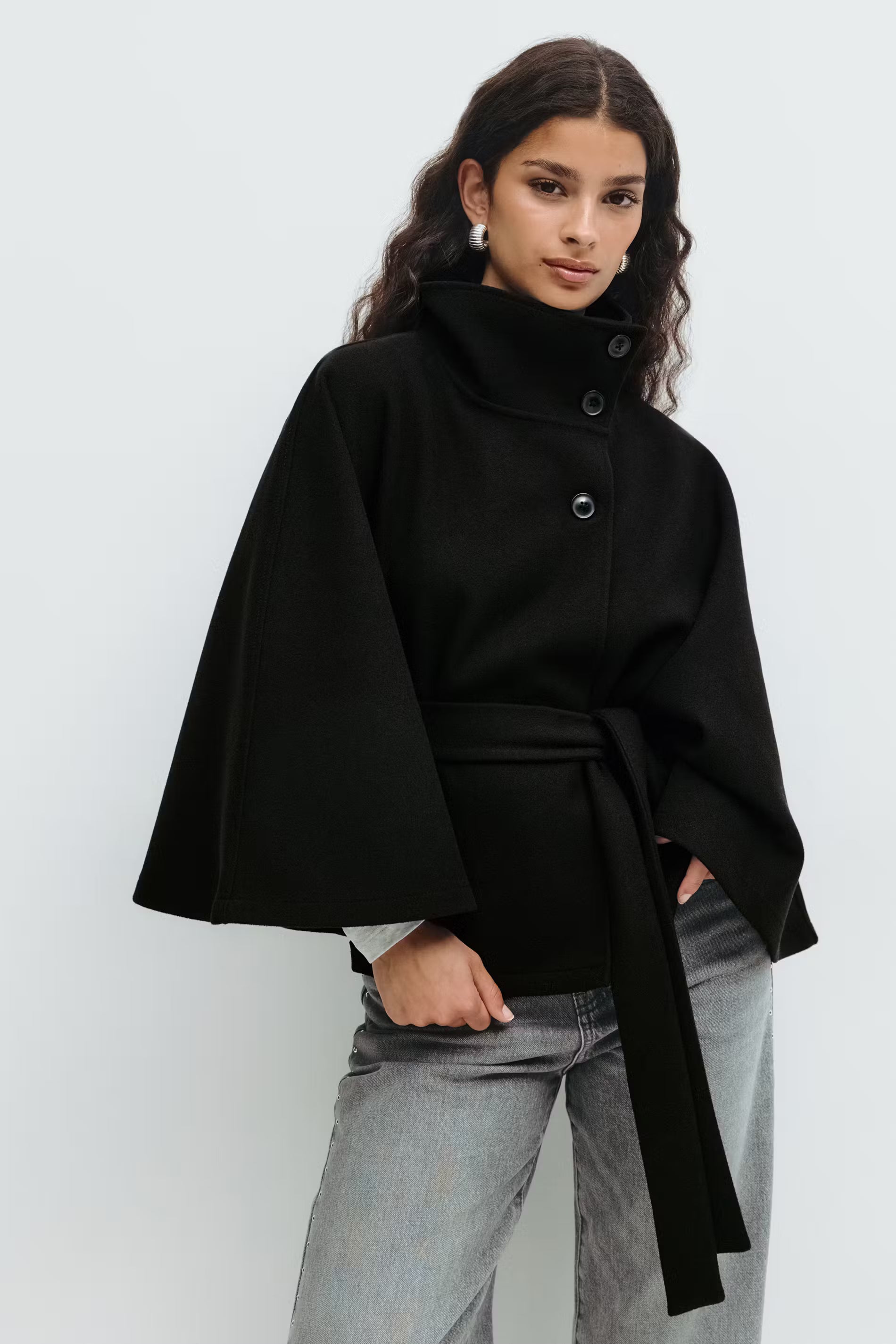 Aurrelia | Belted Cape Jacket