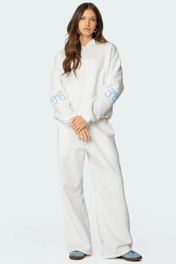 Aurrelia - Cozy Bow Tracksuit