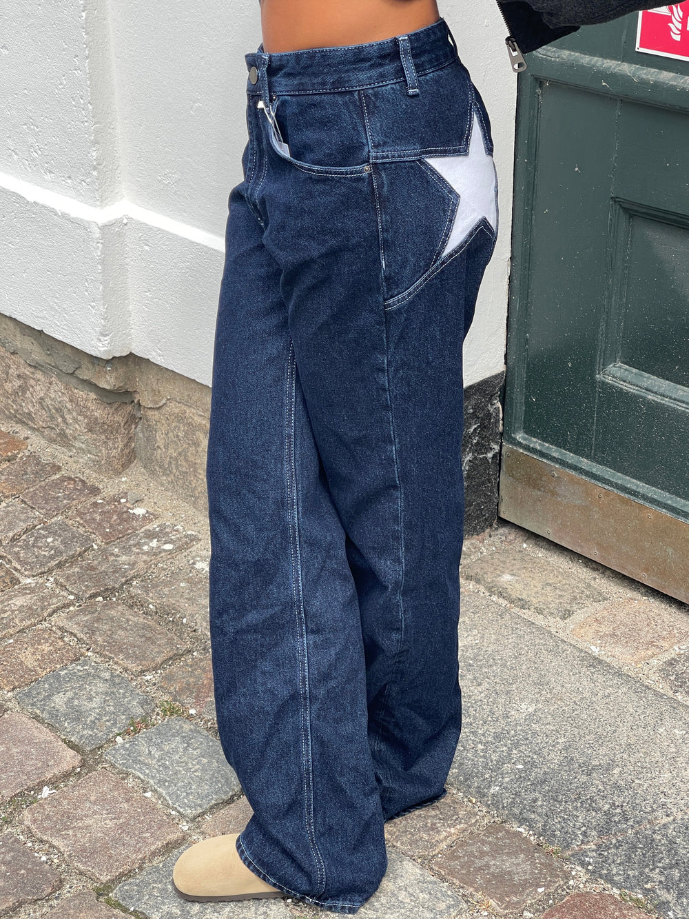 STELLARA™ Jeans with Star